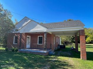 208 S Main St, Roxobel, NC 27872