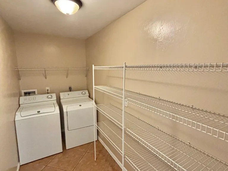 4343 SW Sands Blvd — Photo 23