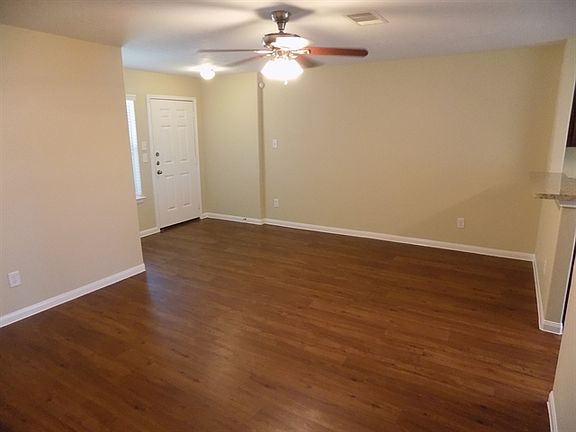 3rd image of 22331 Queenbury Hills Dr