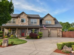 967 68th St, Springfield, OR 97478