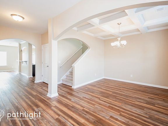 5th image of 114 Meadow Springs Dr