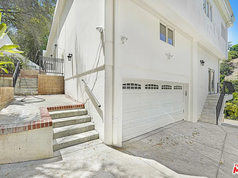 4156 Sunswept Dr — Photo 34