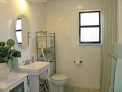 4th image of 4009 Westwind Dr