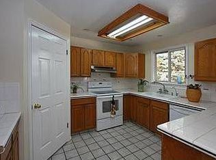 95 Rembrandt Cir, Sandy, UT 84070