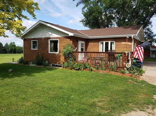 680 11th St, Lafayette, MN 56054