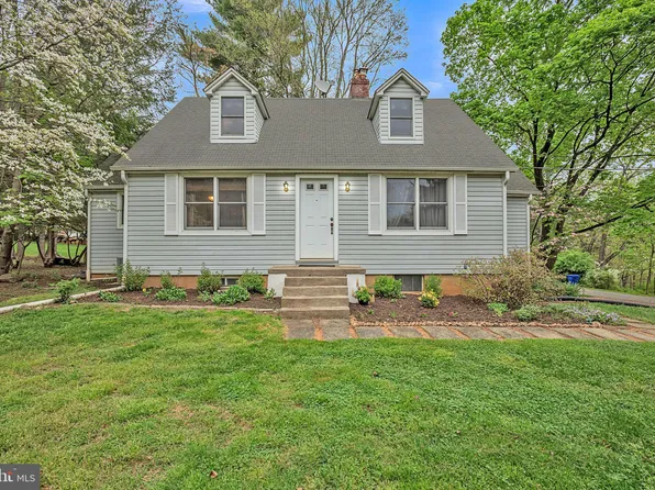 2206 Briggs Chaney Rd, Silver Spring, MD 20905