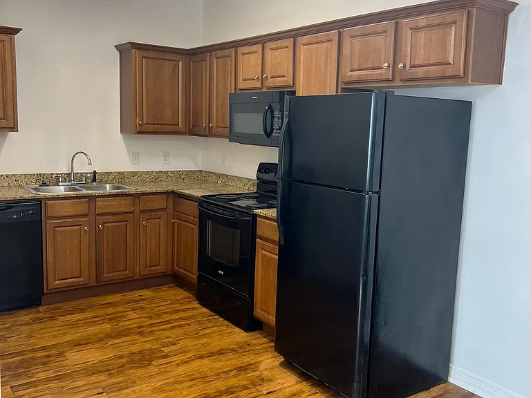 101 S Alabama St #10 — Photo 6
