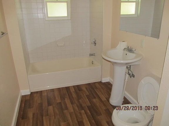 3rd image of 316 W Colville Ave