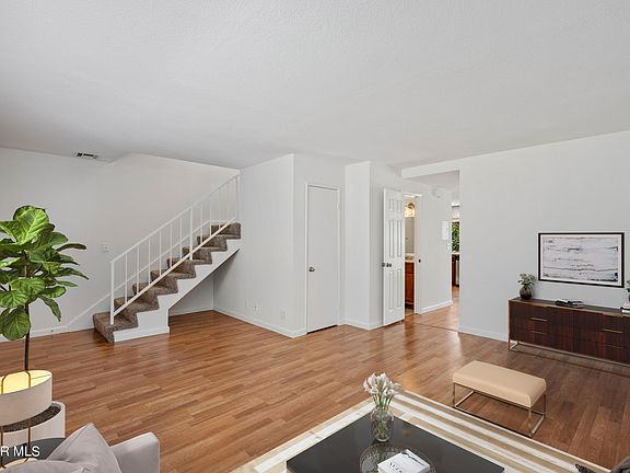 4th image of 280 Green Lea Pl
