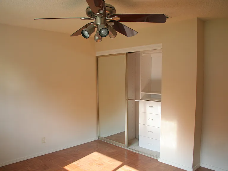11951 Bartlett St — Photo 7