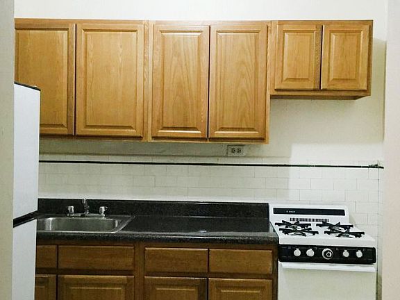 2nd image of 4534 47th St #2A