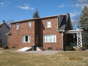 1st image of 1012 E Lehman St