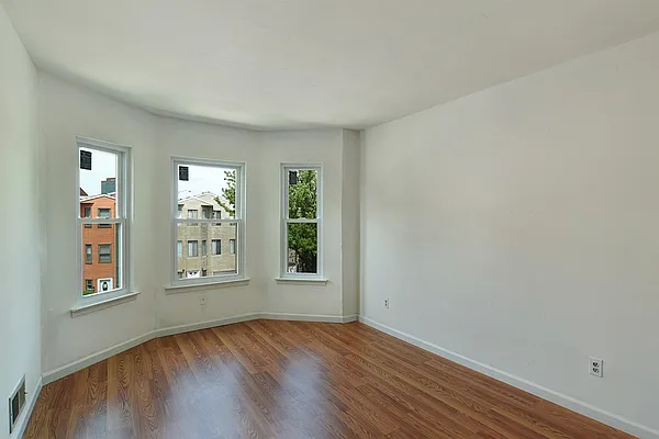 Rented by Corcoran | media 15