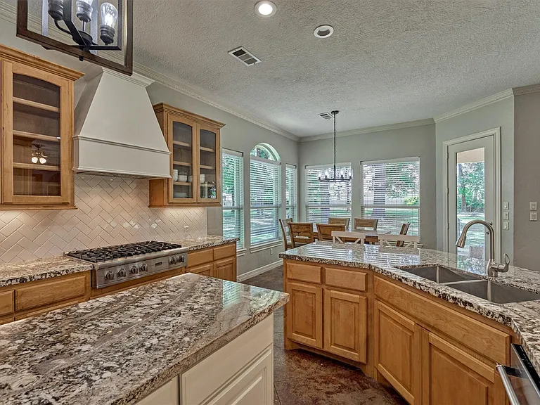 9102 Marshall Ct — Photo 30