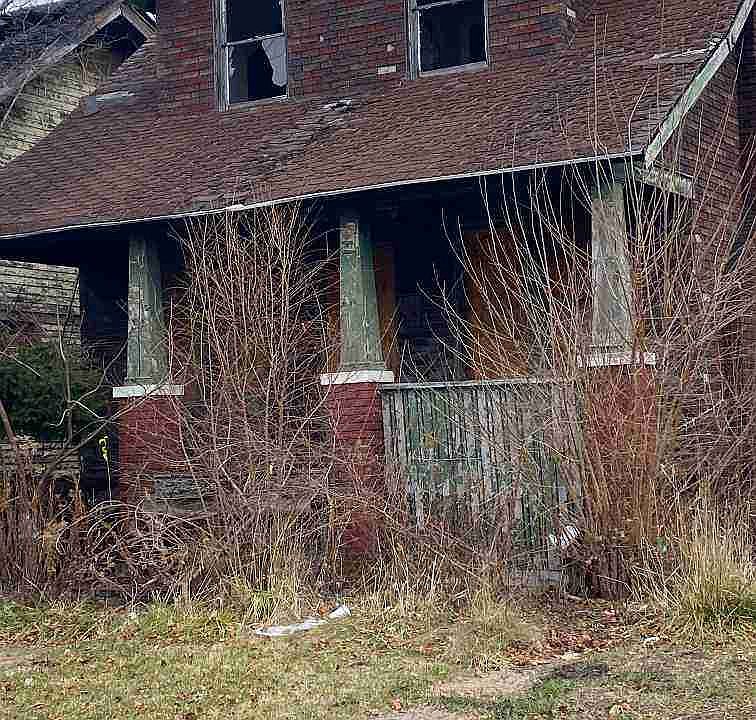 8800 Mackinaw