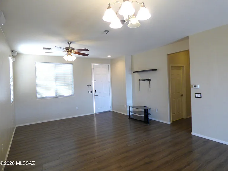 14377 N Bannerstone Ct — Photo 5