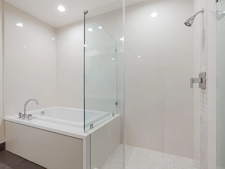 12020 Guerin St #Penthouse 5 — Photo 15