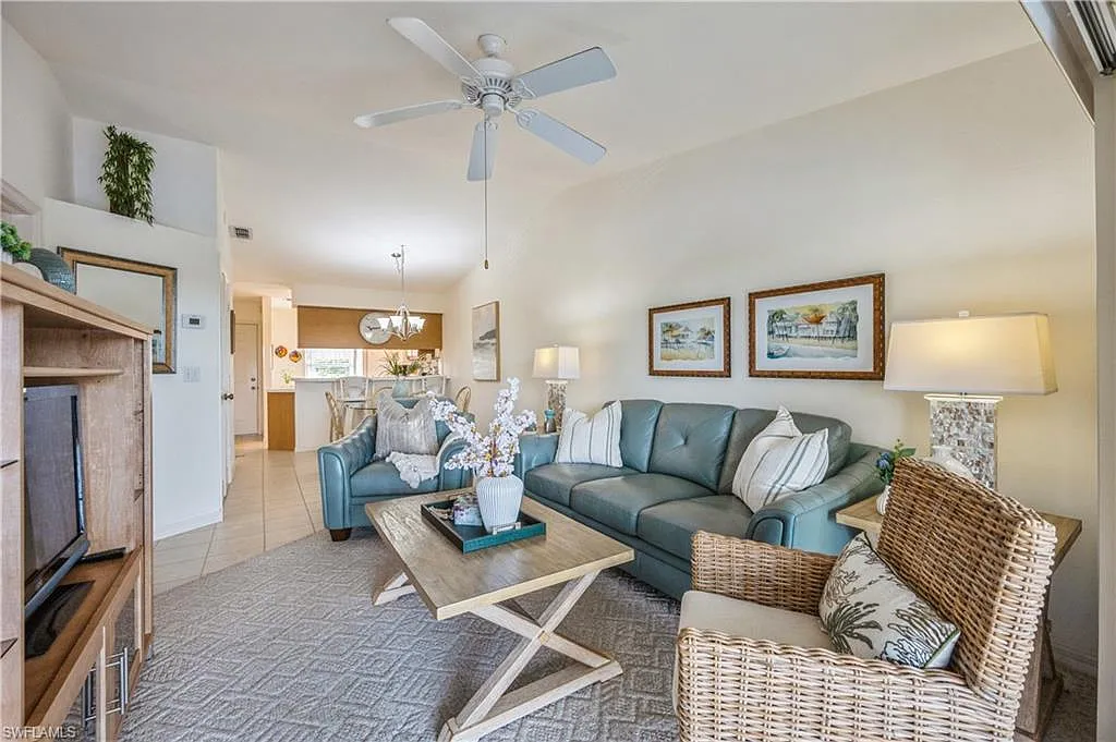 2 bed, 2.0 bath, 843 sqft, $2,000 — Photo 3