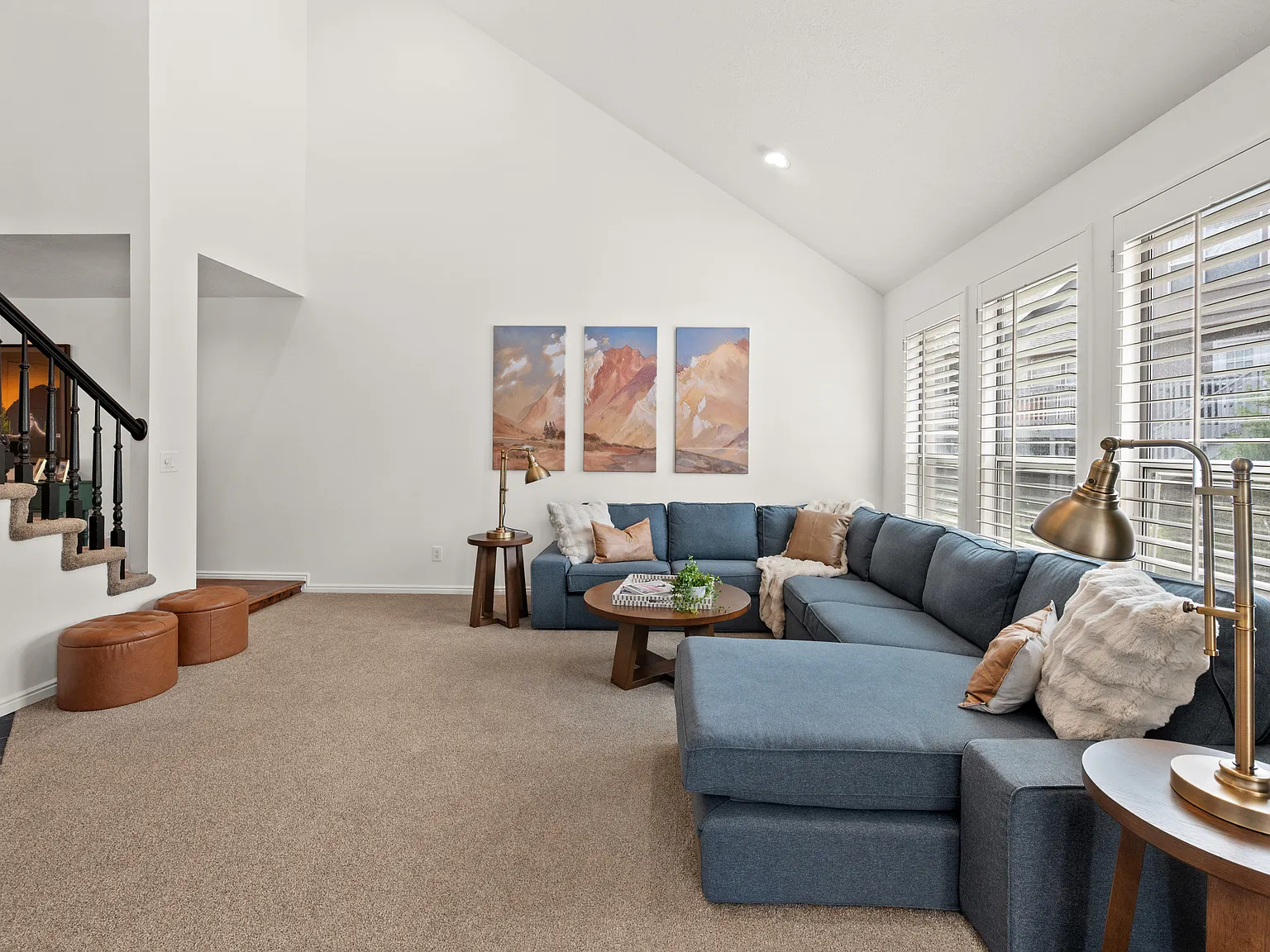4 bed, 3.5 bath, 2630 sqft, $3,925 — Photo 3
