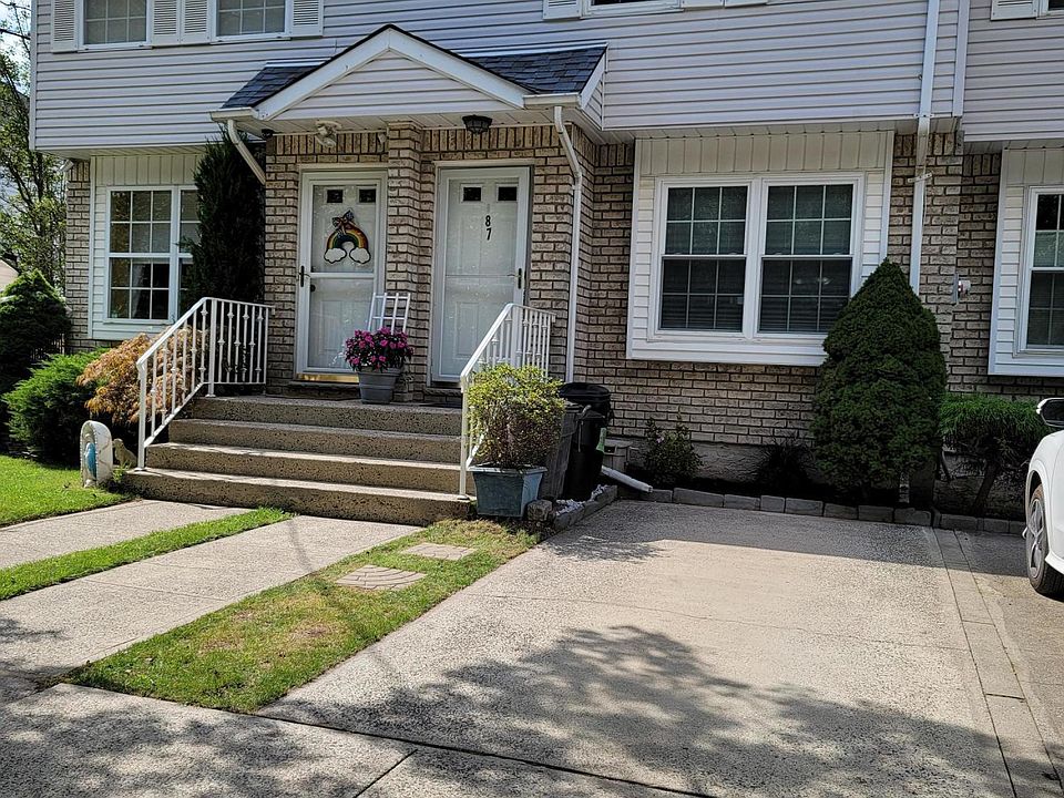 1st image of 87 Crown Ave