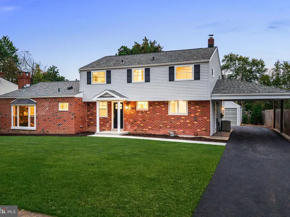 227 Crossfield Rd, King Of Prussia, PA 19406