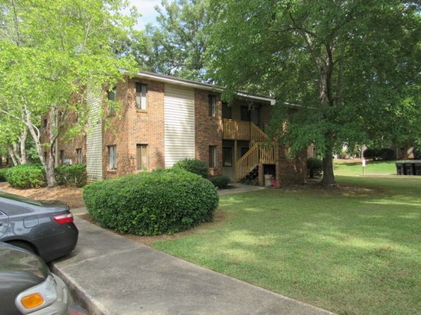 109 Windtree Ct #109D