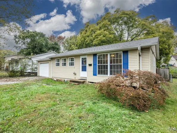 704 W Madison St, O'Fallon, IL 62269