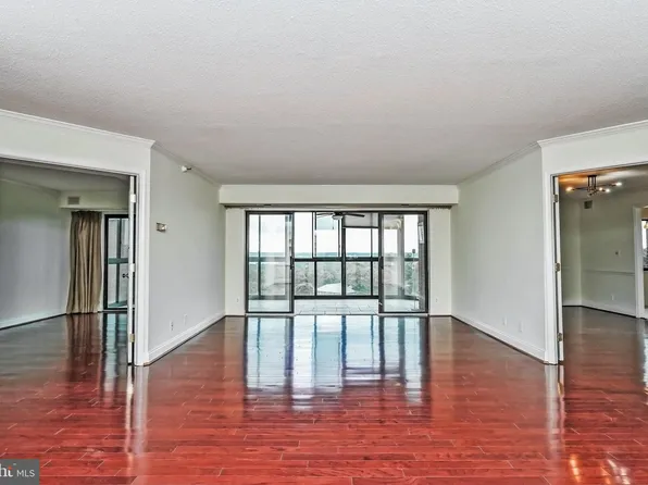 1600 N Oak St APT 919, Arlington, VA 22209