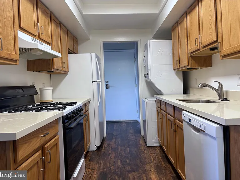 10239 Prince Pl #26-304 — Photo 13