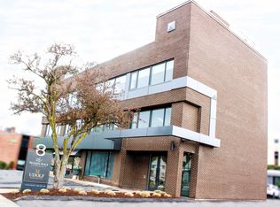 8 Ellsworth Rd #101, West Hartford, CT 06107