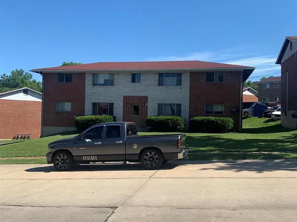 10960 Whitehall Manor Dr, Bridgeton, MO 63044