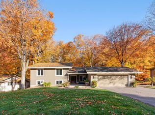 10730 34th Ave N, Plymouth, MN 55441