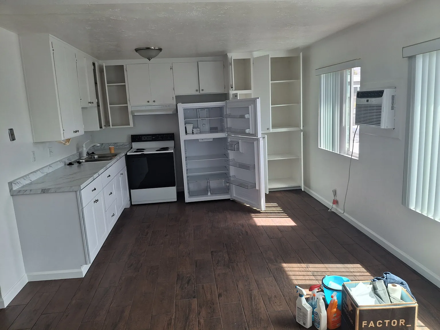 2 bed, 800 sqft, $2,095 — Photo 4