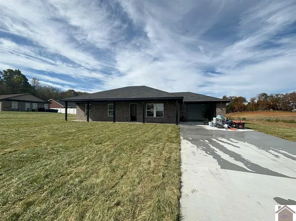 210 Clover Cres, Paducah, KY 42003