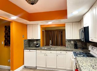 4521 NW 6th St, Plantation, FL 33317