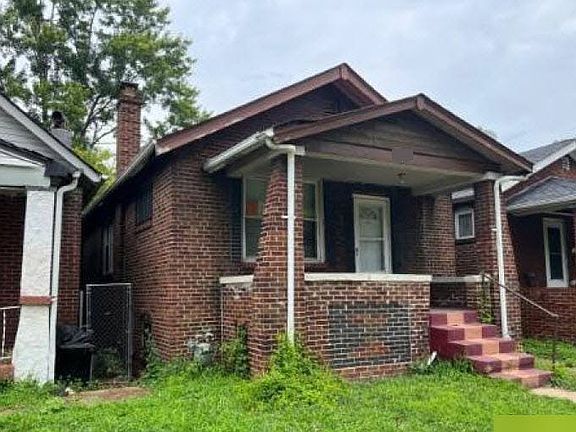 2nd image of 5229 Genevieve Ave