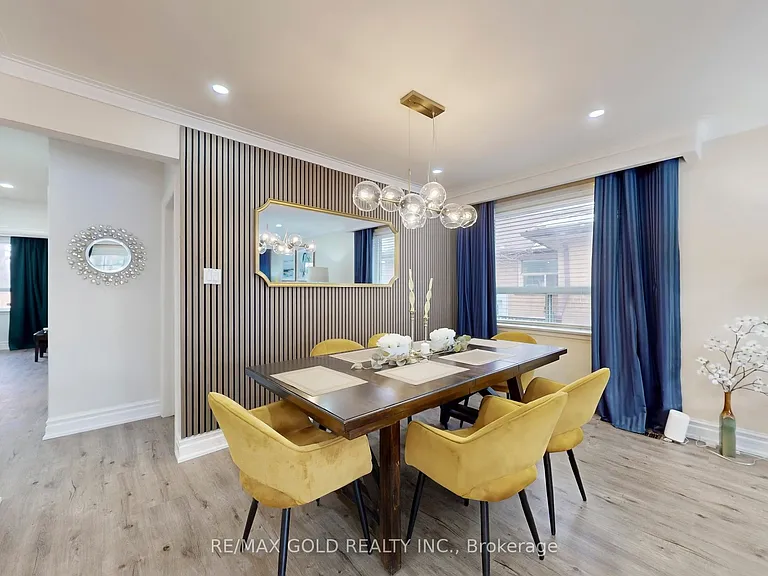 189 Kingsview Blvd — Photo 11