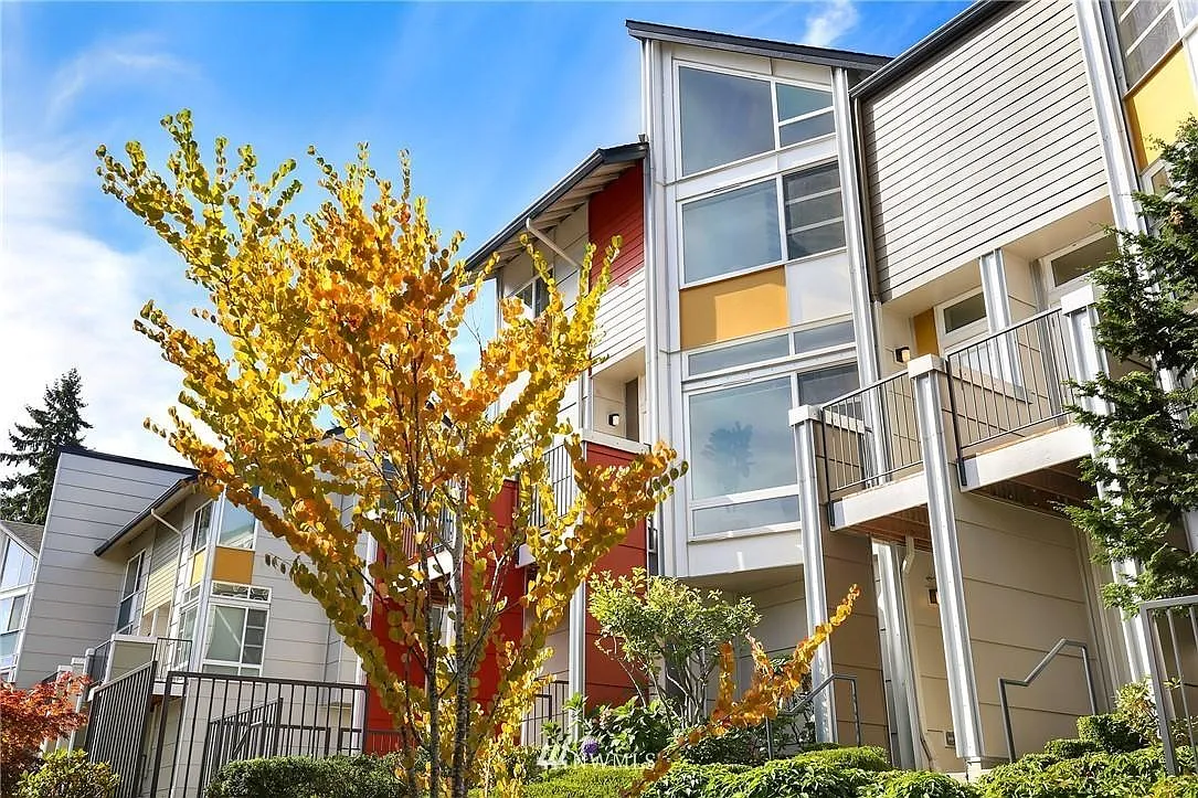 2 bed, 1292 sqft, $3,195 — Photo 4