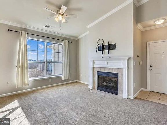 5th image of 19605 Galway Bay Cir APT 402