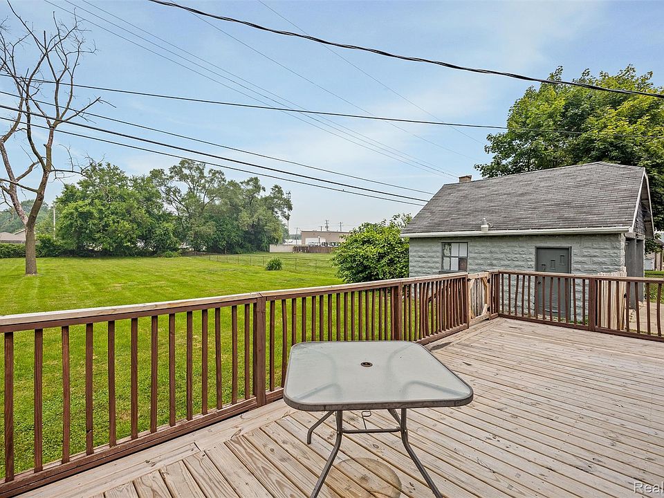 1759 E Elza Ave, photo 17