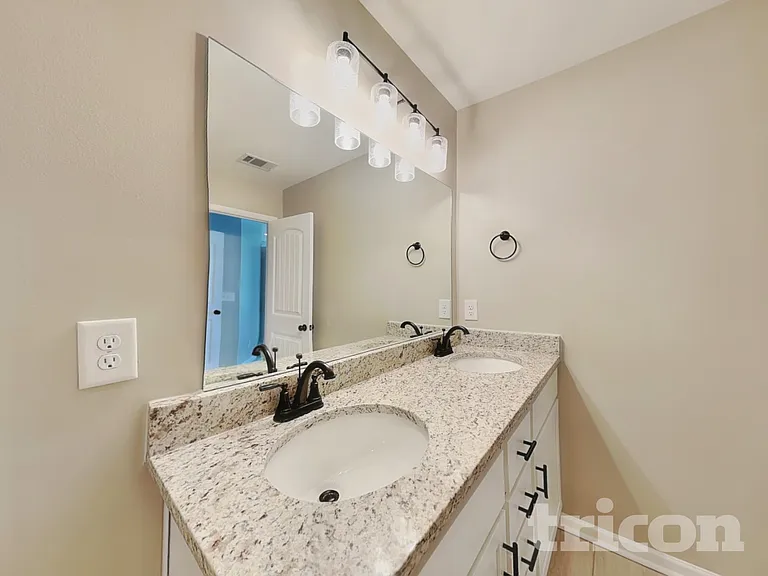 220 Signature Pl — Photo 9