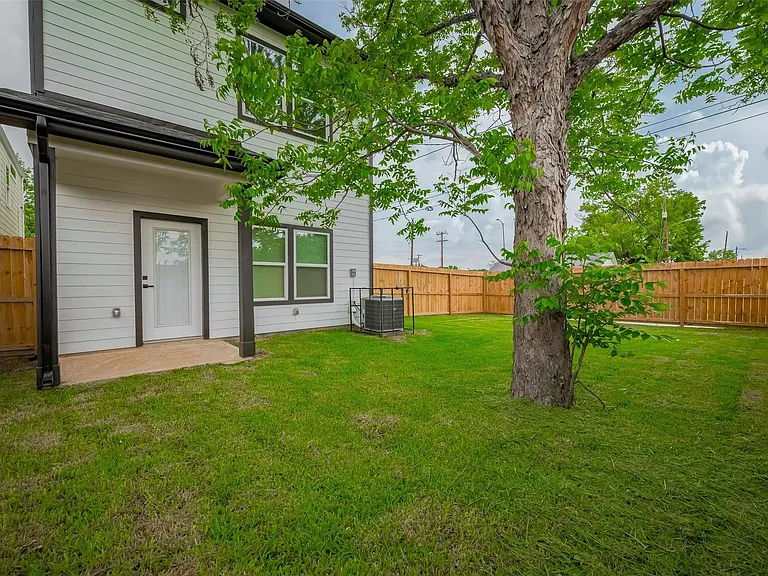 7546 Charlie St — Photo 36