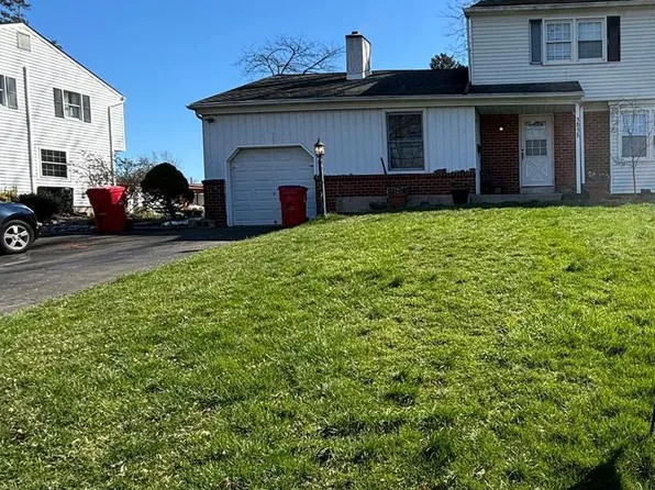 1015 Gorson Dr, Warminster, PA 18974