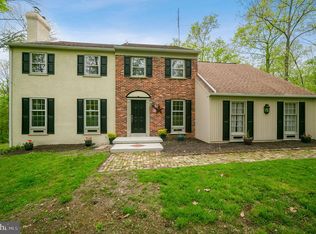 6082 Upper Ridge Rd, Green Lane, PA 18054
