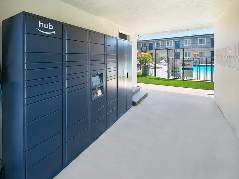 Bay Vista — Photo 11