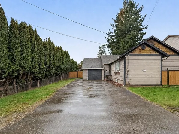 33056 Cherry Ave, Mission, BC V2V 2T9