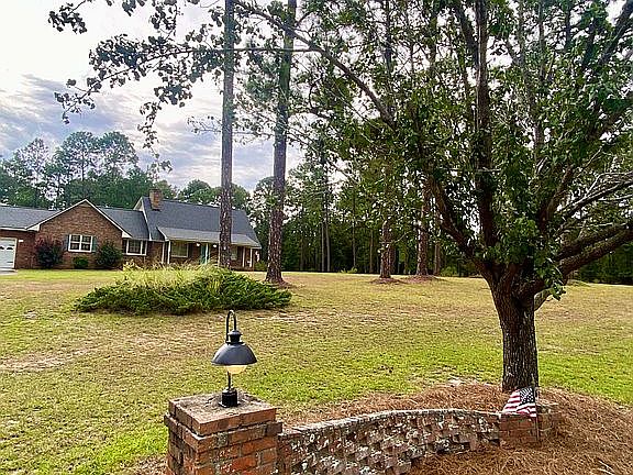 3rd image of 1176 Highway 56