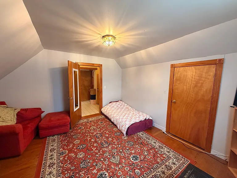 132 Cherry St #1 — Photo 2