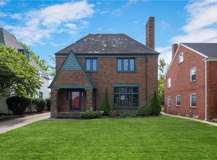 18100 Scottsdale Blvd, Shaker Heights, OH