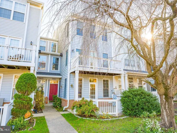 19411 Caravan Dr, Germantown, MD 20874
